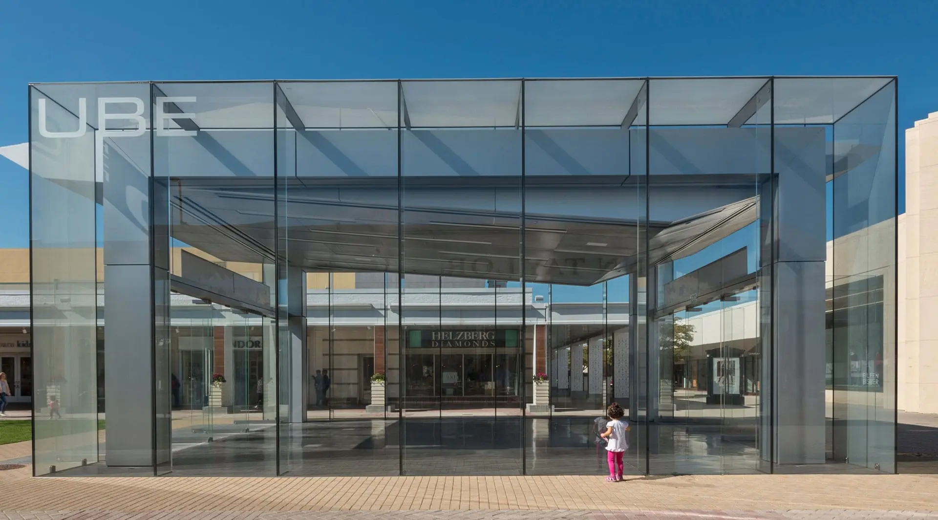 Westfield Old Orchard Glass Cube